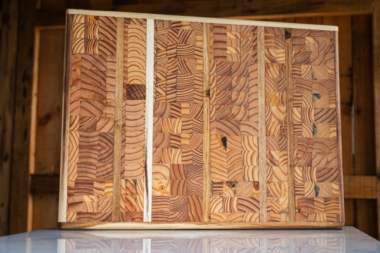 Blackwood edge chopping block